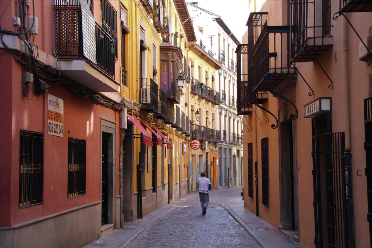 Ninos Luchando Granada Buitenkant foto