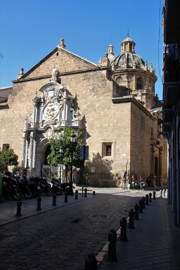 Ninos Luchando Granada Buitenkant foto